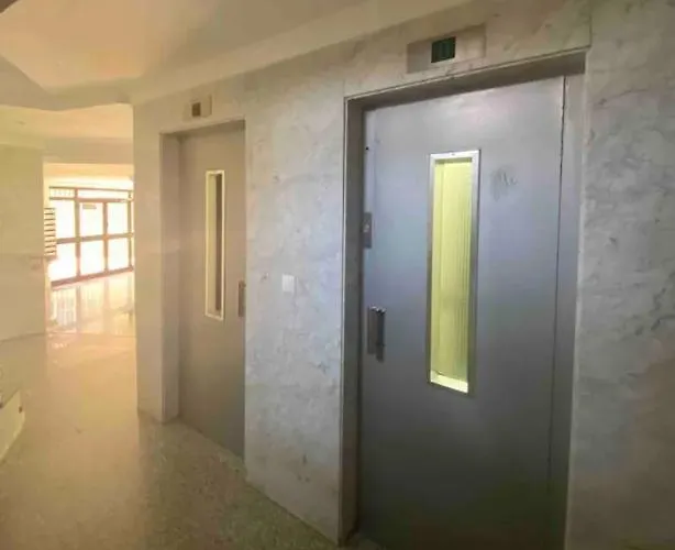 Paseo Maritimo De Playamar * Torremolinos